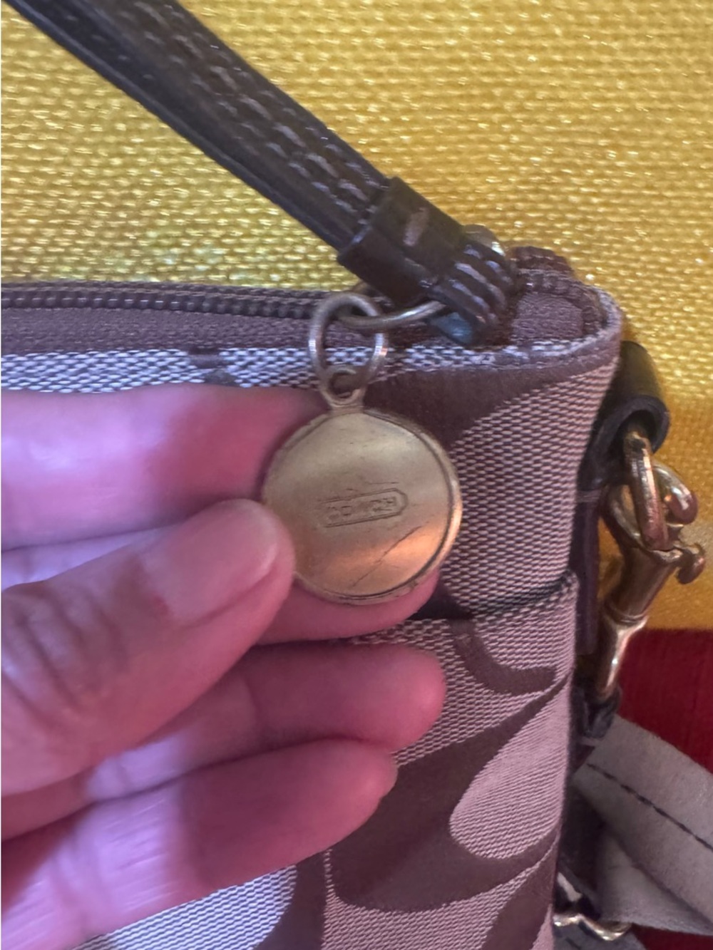 Coach Beige and Dark Brown Signature Crossbody Bag- NO hang tag❤️‍🩹 - Picture 3 of 11